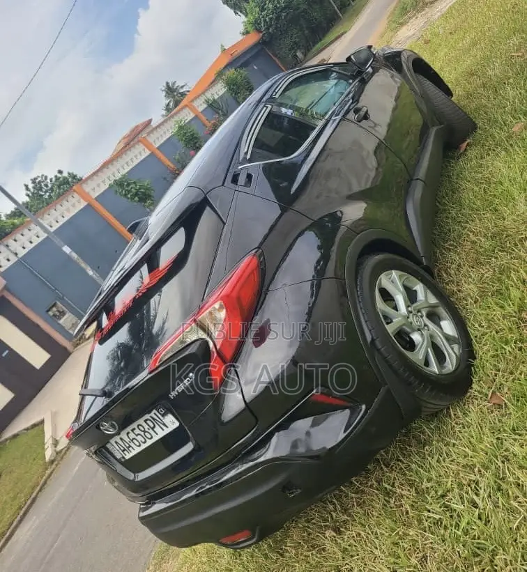 Toyota C-HR 2017 Gris