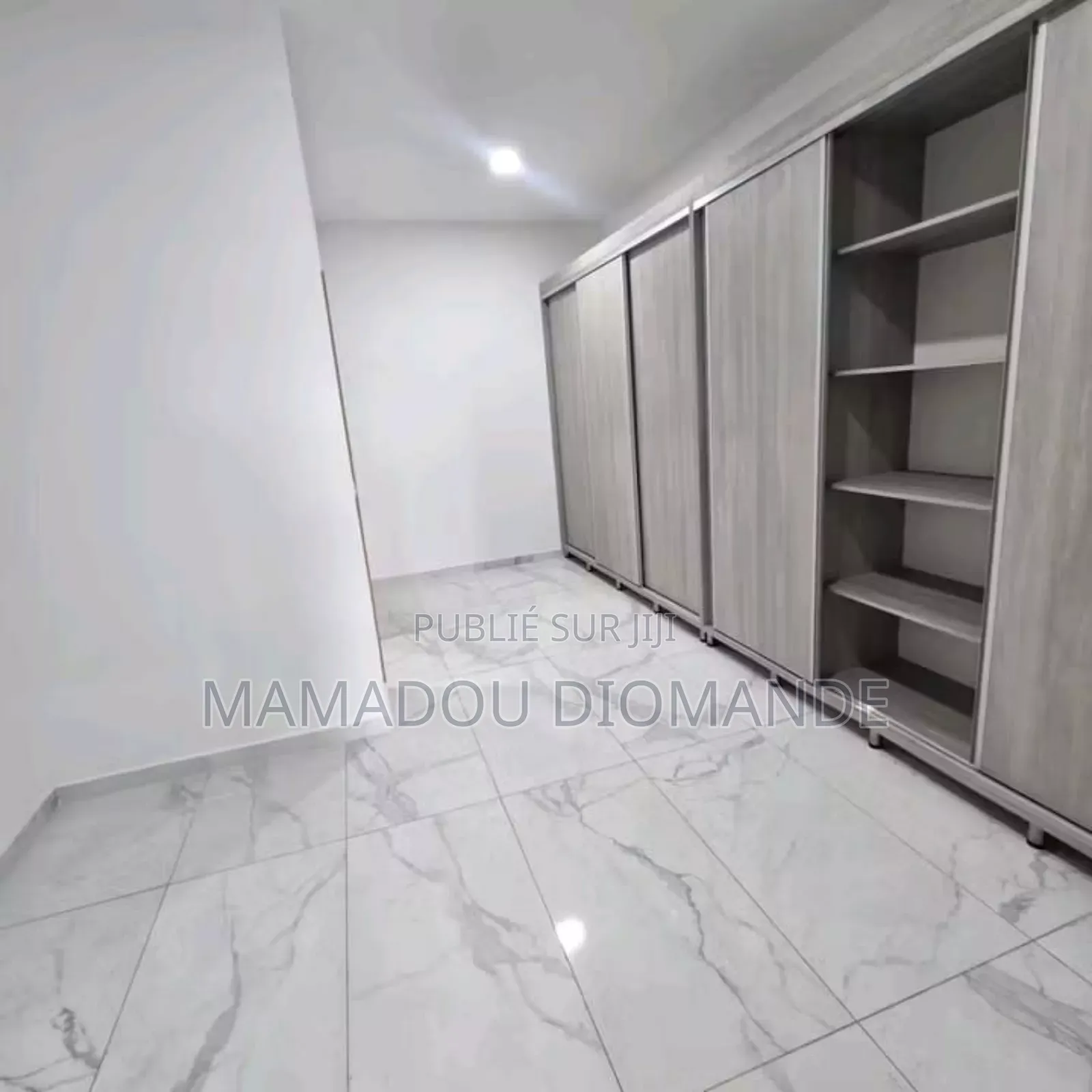 4chbre Maison dans Cocody à Louer