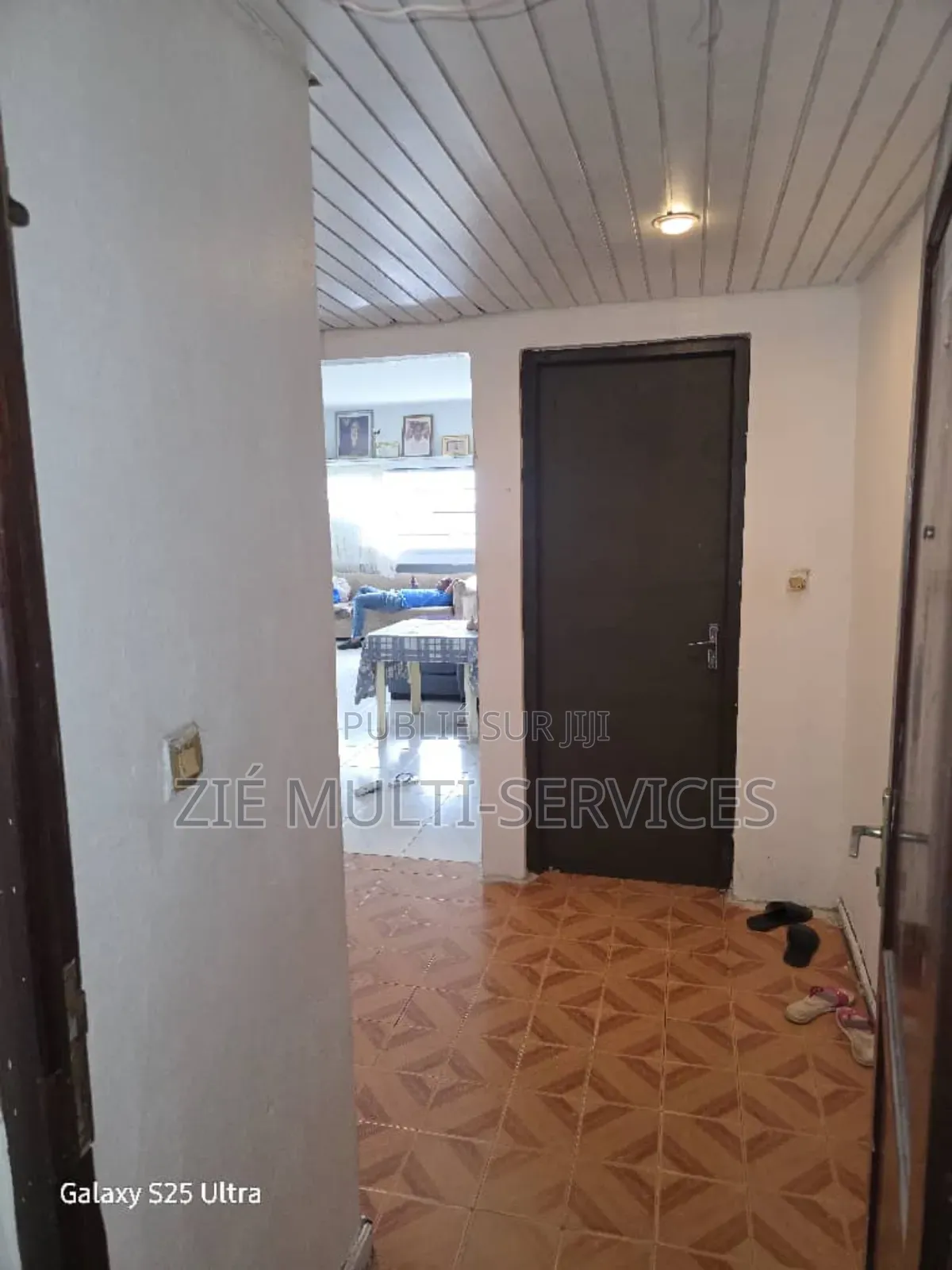 Furnished 5chbre Appartement dans Zié Multi-Service, Cocody à Vendre