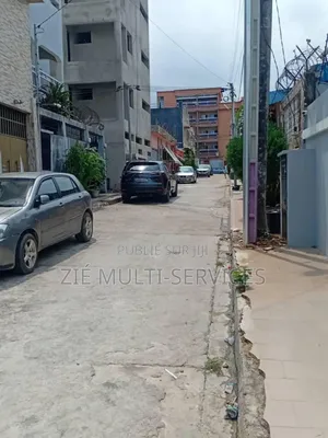 Photo - Furnished 4chbre Villa dans Zié Multi-Service, Cocody à Vendre