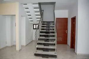 4chbre Villa dans Sael, Bingerville à Vendre