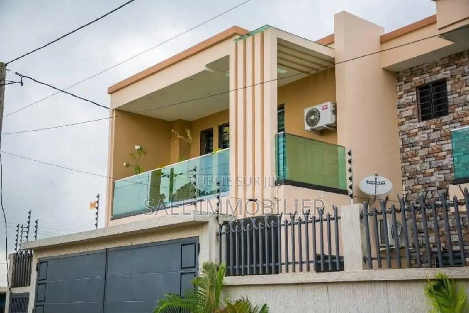 4chbre Villa dans Sael, Bingerville à Vendre