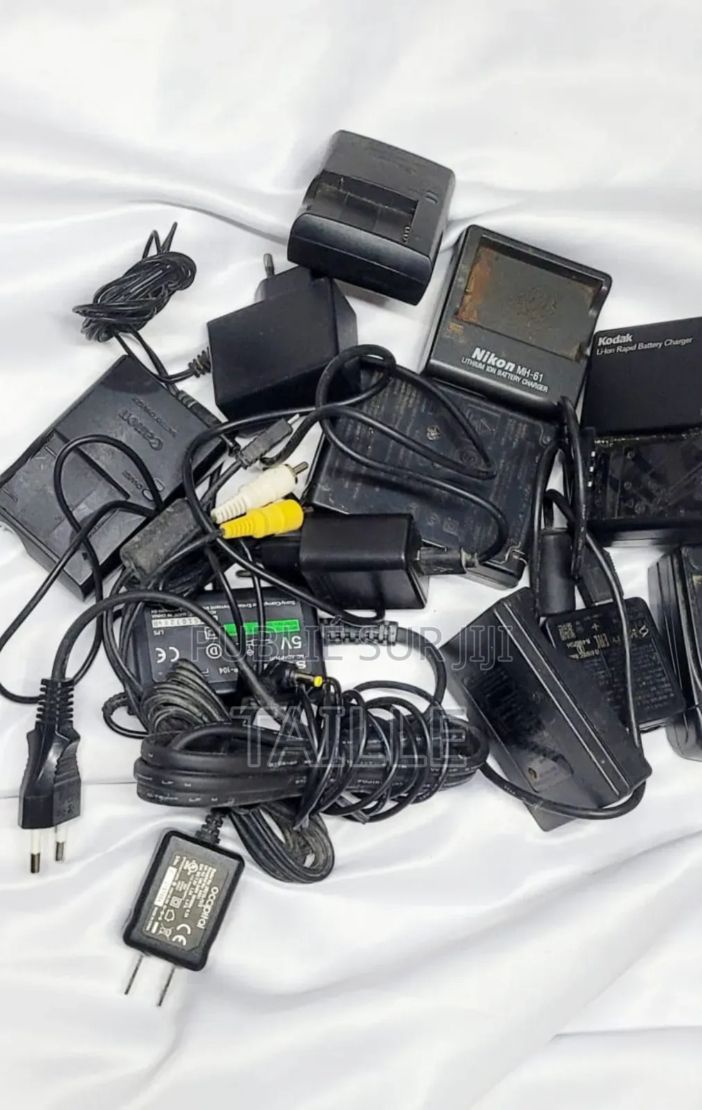 Lot De Chargeurs Appareil Photo