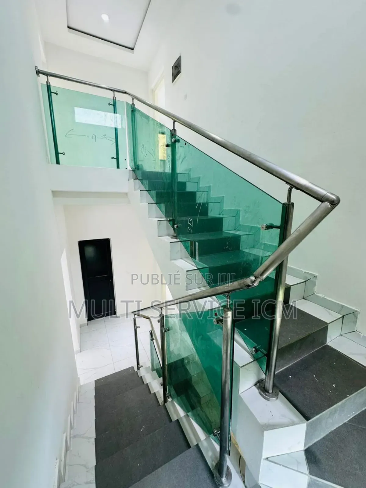 7chbre Duplex dans Ismaël Coulibaly, Cocody à Louer