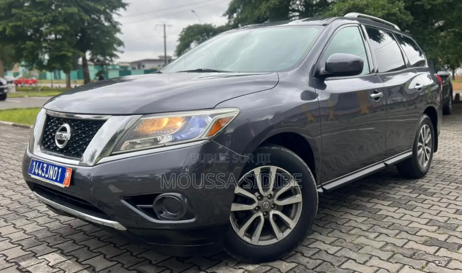 Nissan Pathfinder 2016 Gris