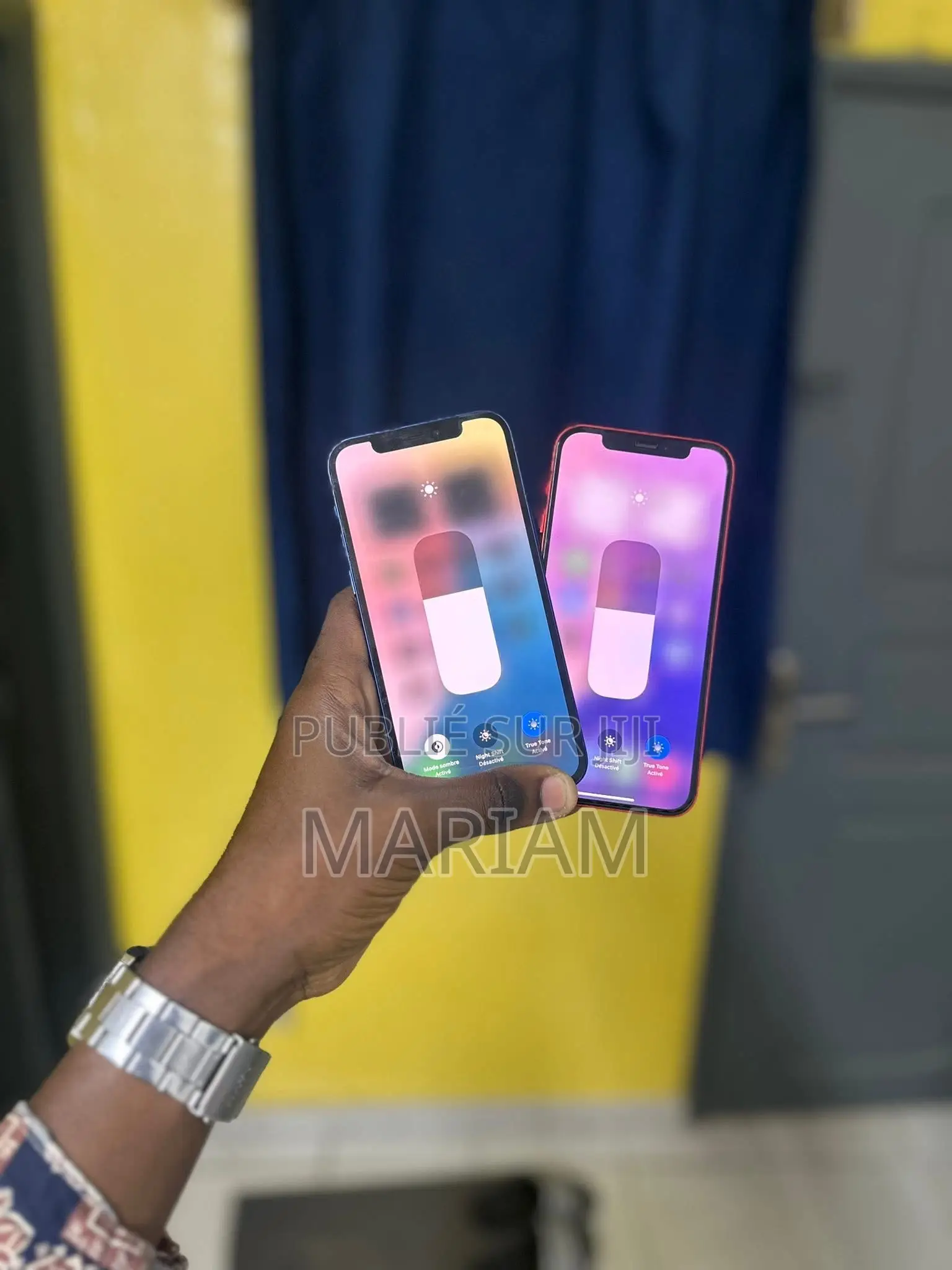 New Pomme iPhone 12 64 GB Autre