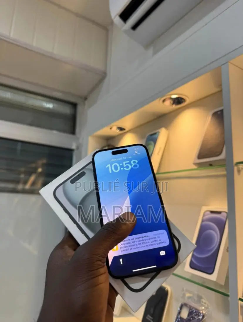 Neuf Apple iPhone 15 256 GB Autre