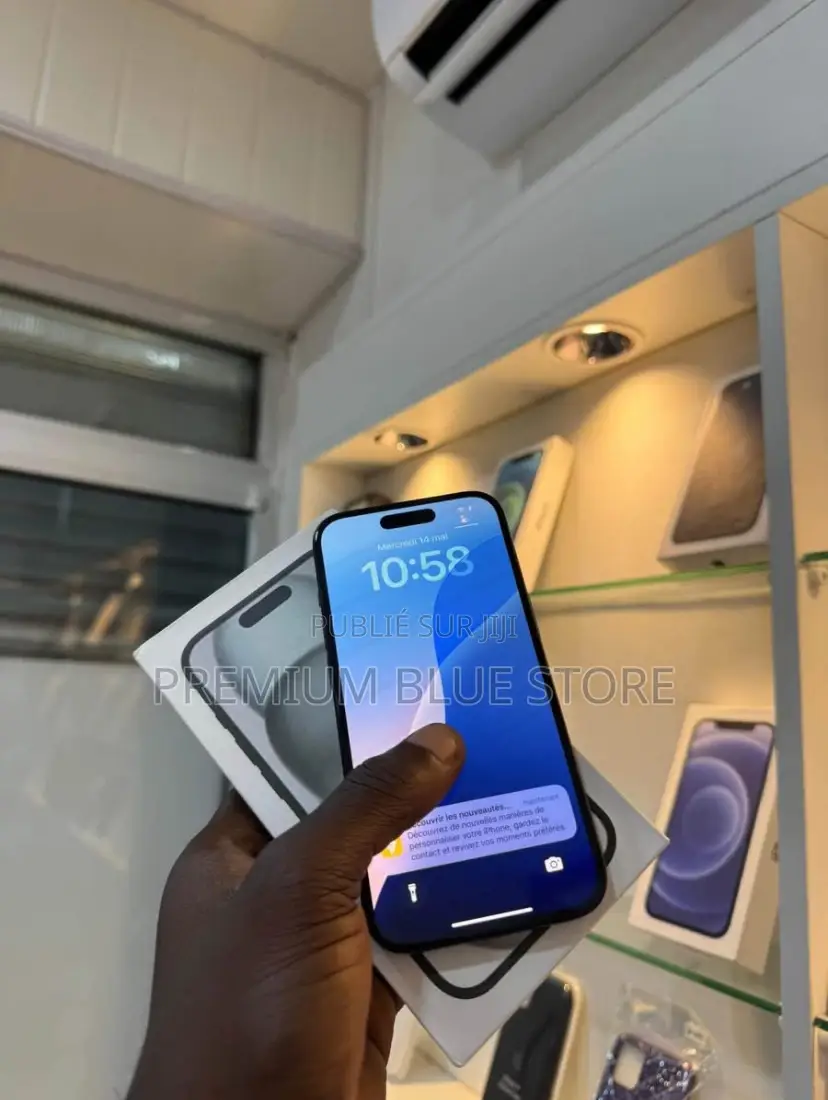 Neuf Apple iPhone 15 256 GB Autre