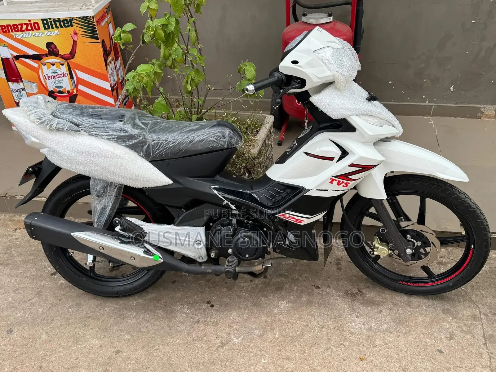 New TVS Autre 2024 Blanc