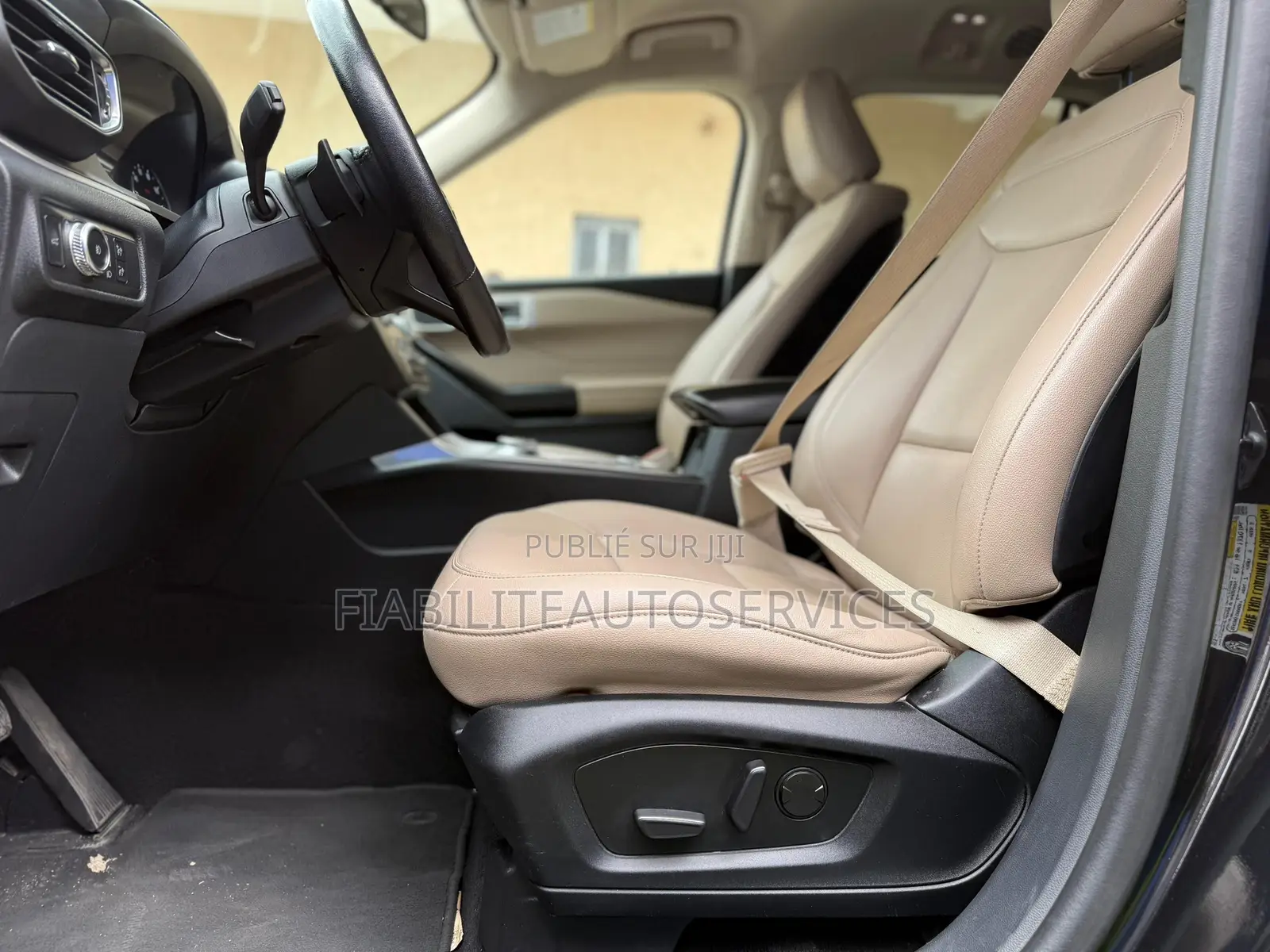 Ford Explorer XLT 2021 Noir