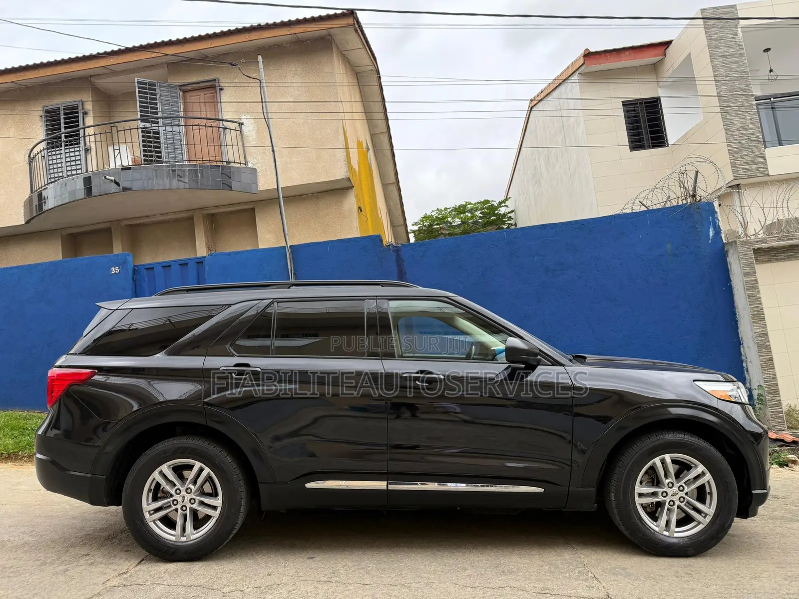 Ford Explorer XLT 2021 Noir