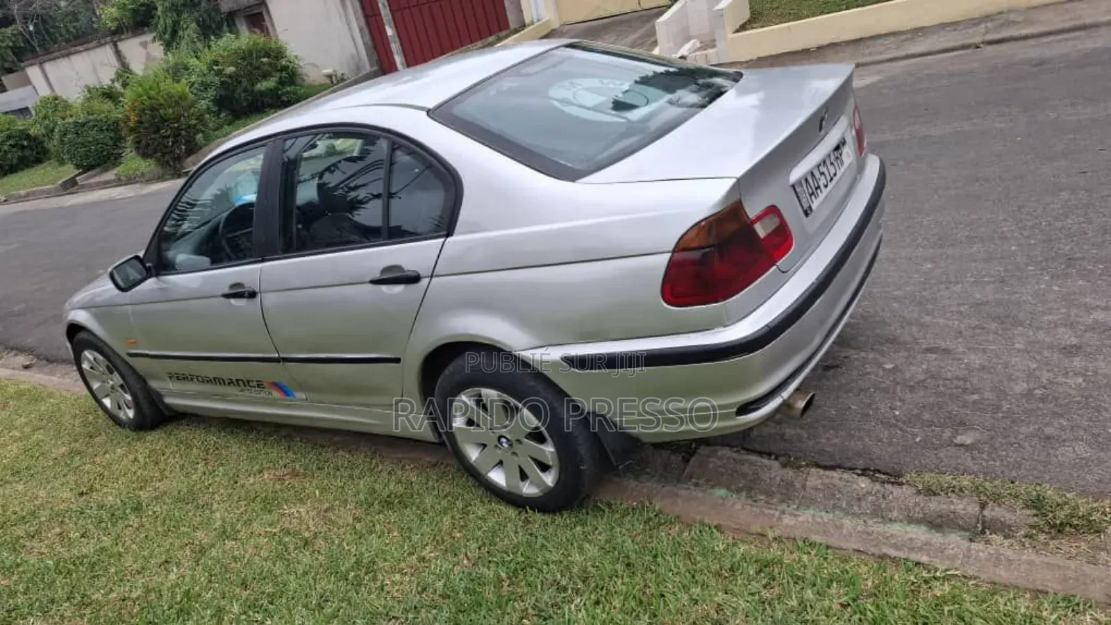 BMW 3 Series 2002 Gris
