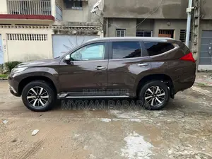 Mitsubishi Pajero 2020 Noir