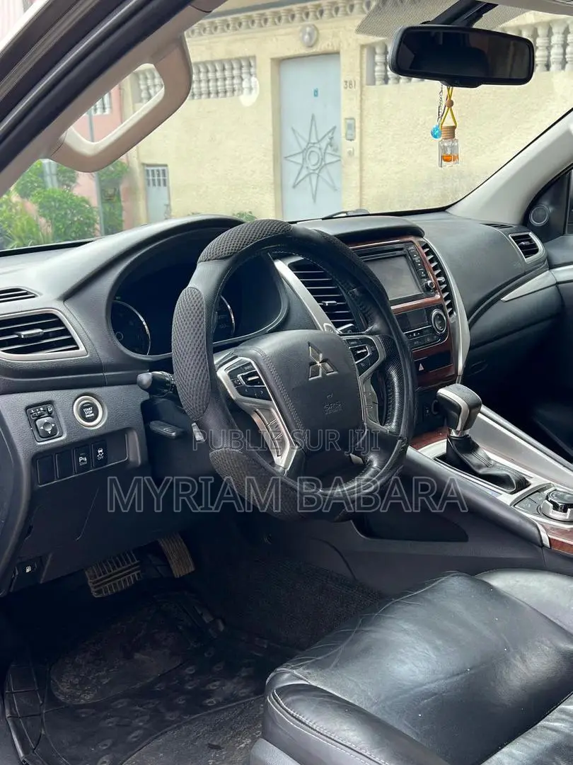 Mitsubishi Pajero 2020 Noir