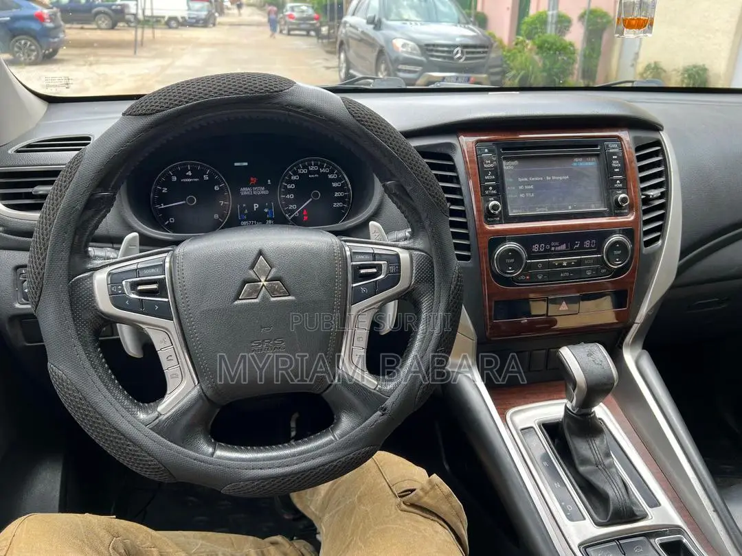 Mitsubishi Pajero 2020 Noir