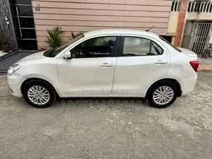 Suzuki Dzire 2023 Blanc
