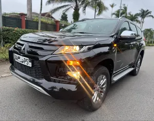 New Mitsubishi Montero Sport 2025 Noir