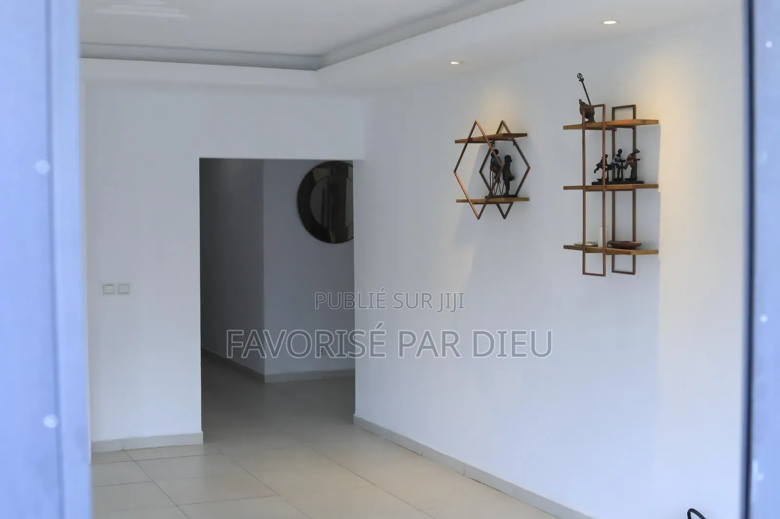 3chbre Appartement dans Cocody à Louer