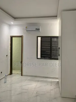 Photo - 2chbre Appartement dans Cocody à Louer