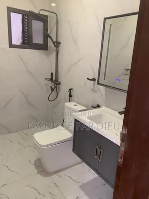 2chbre Appartement dans Cocody à Louer