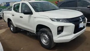 Mitsubishi L200 2023 Blanc