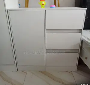 Les Meubles Importés De La Chine À Bon Prix