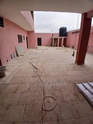 1chbre Chambre et salon dans Tcci Sarl, Cocody à Louer