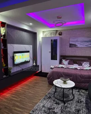 Furnished 1chbre Chambre et salon dans Mt Services Location, Cocody