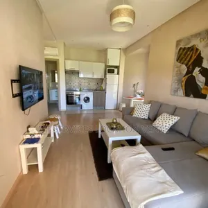 Furnished 1chbre Chambre et salon dans Mt Services Location, Cocody