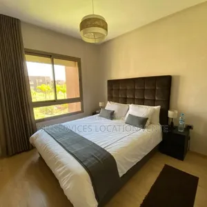 Furnished 1chbre Chambre et salon dans Mt Services Location, Cocody