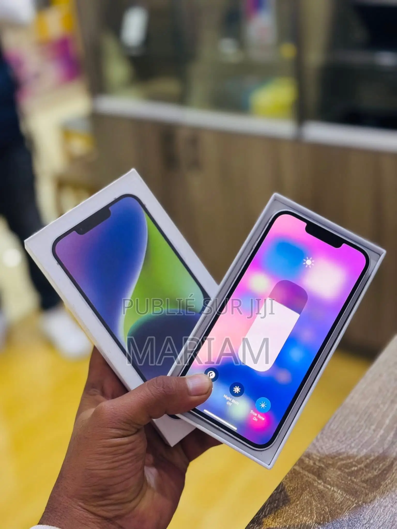 New Pomme iPhone 14 256 GB Autre