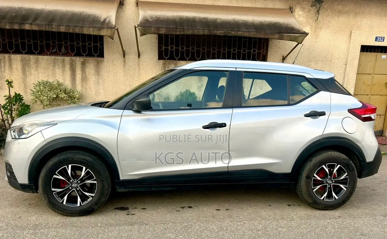 Nissan Kicks 2018 Gris