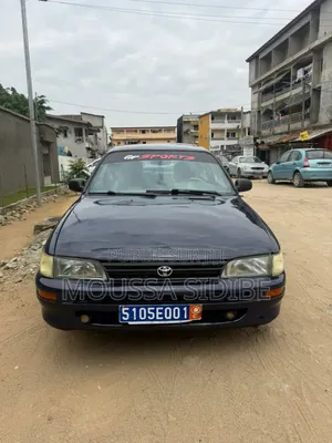 Toyota Corolla 2001 Noir