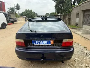Toyota Corolla 2001 Noir