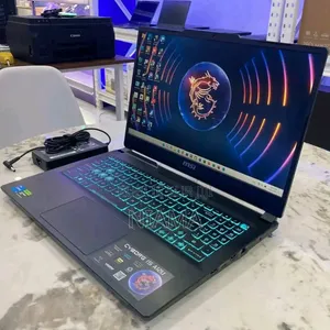 Photo - New Ordinateur Portable MSI Cyborg 15 16GB Intel Core I5 SSD 512GB