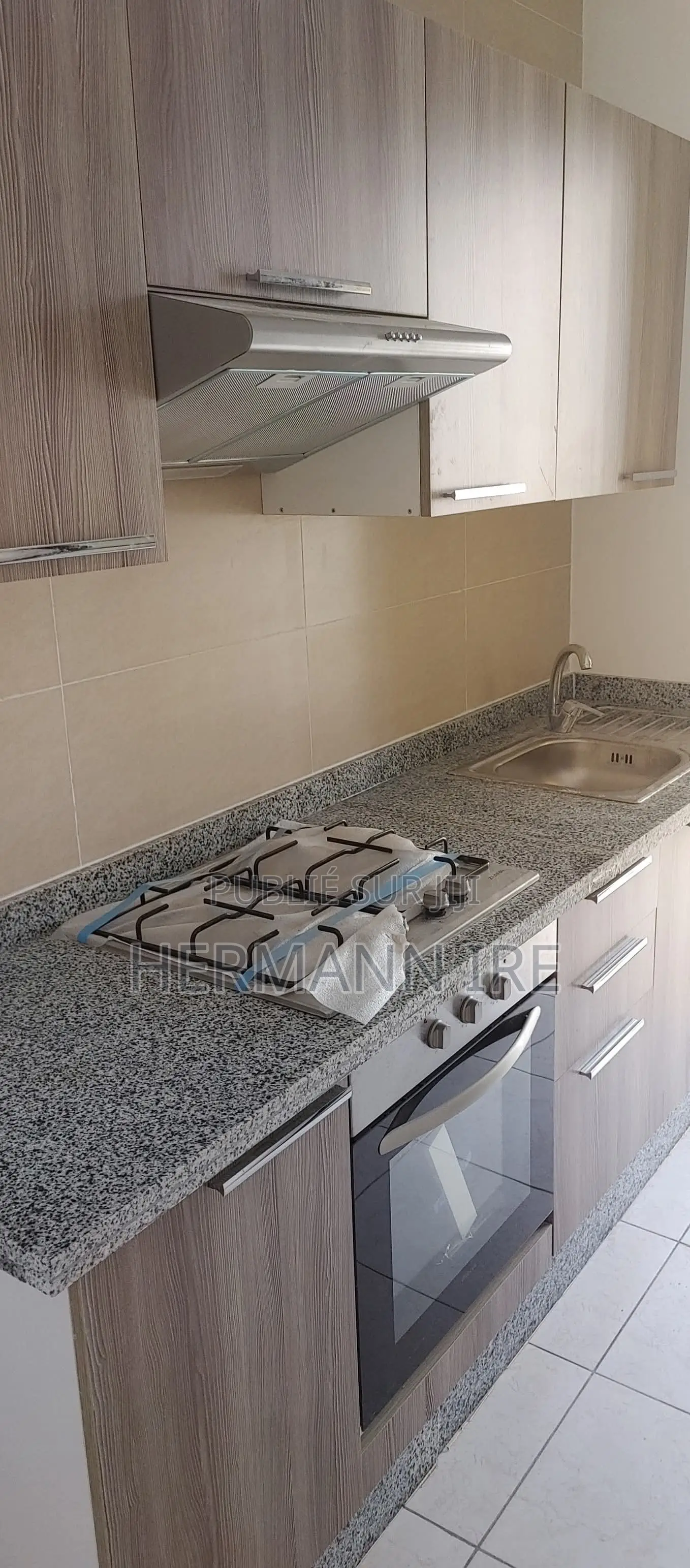 3chbre Appartement dans Le Plateau à Louer