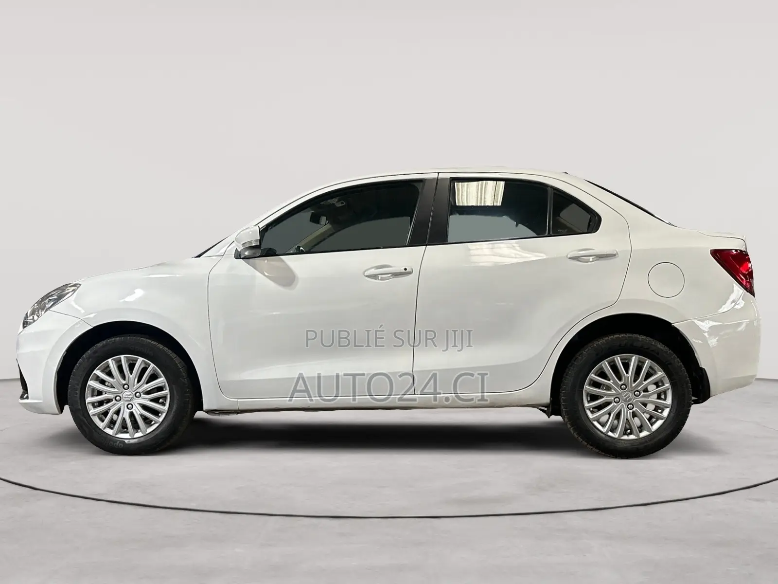 Suzuki Dzire 2023 Blanc