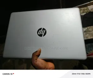 Photo - Ordinateur Portable HP 15-Dy2075tg 8GB Intel Core I5 SSD 512GB