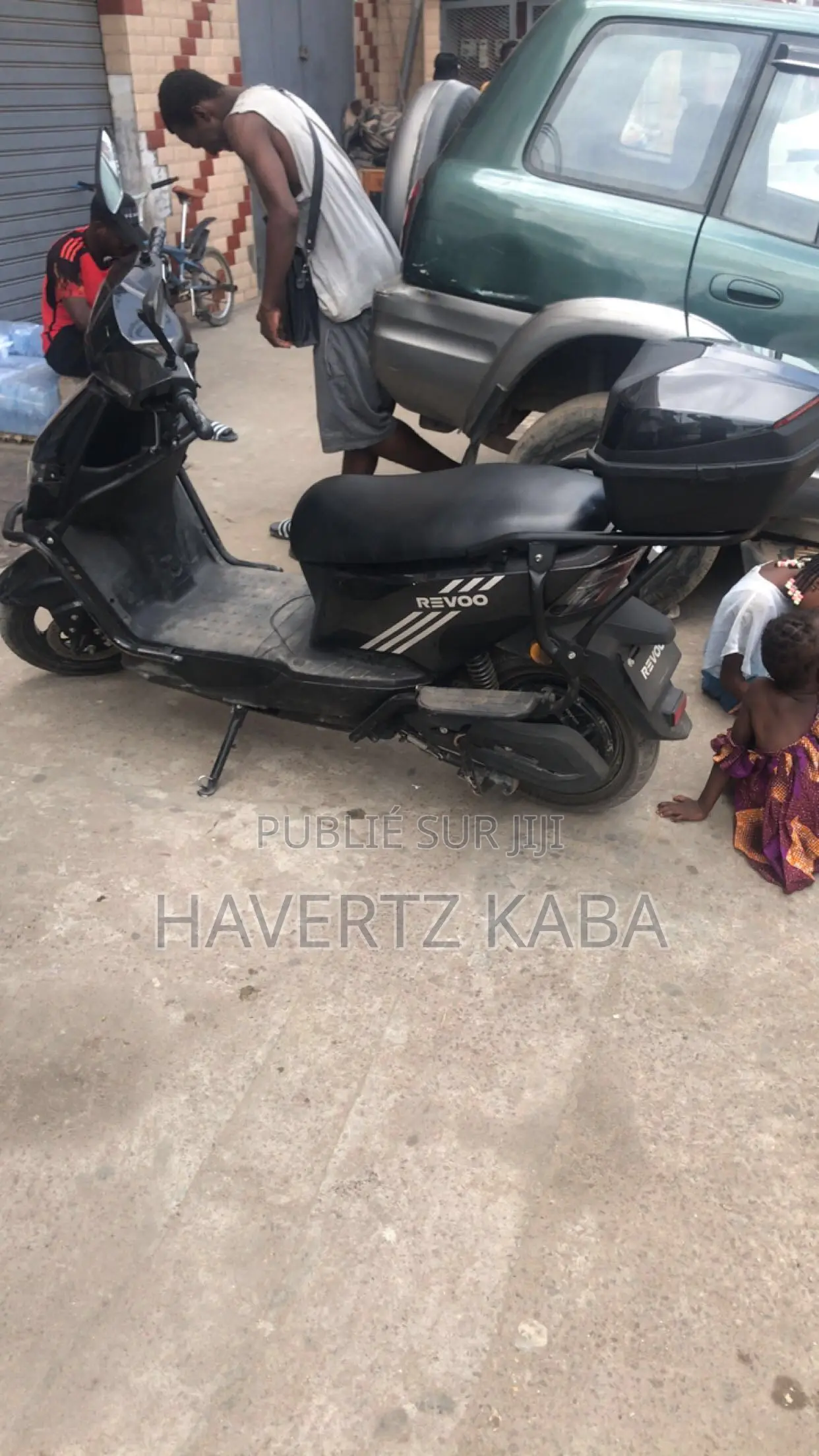 New TVS King Cargo 2025 Noir