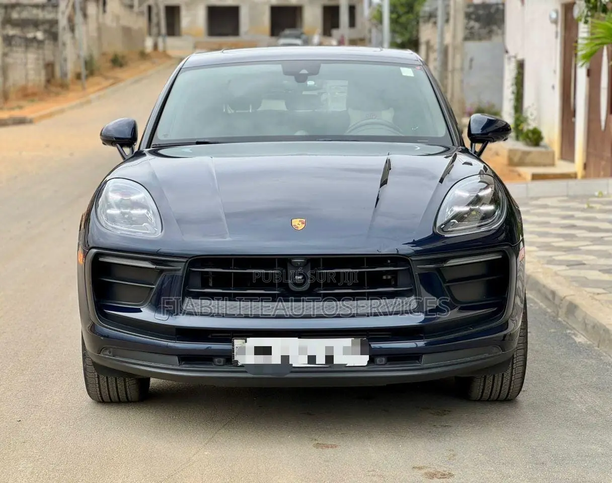 Porsche Macan 2024 Bleu