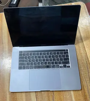 New Apple MacBook Pro 2019 32GB Intel Core I7 SSD 512GB