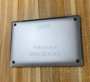 New Apple MacBook Pro 2019 32GB Intel Core I7 SSD 512GB