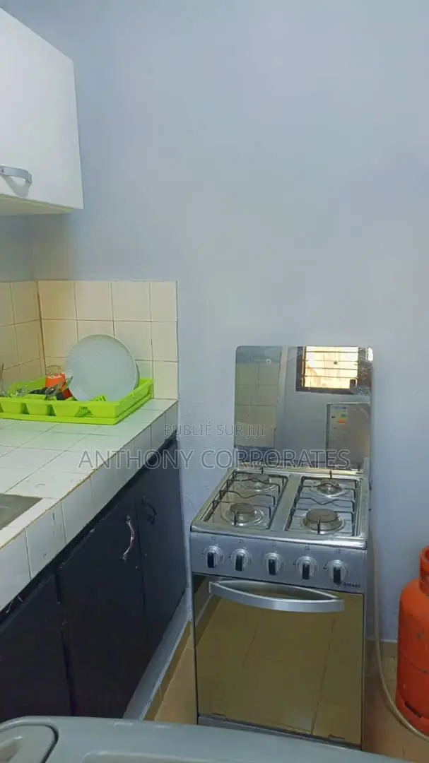 Appartement Meublé Studio À Angre CGK