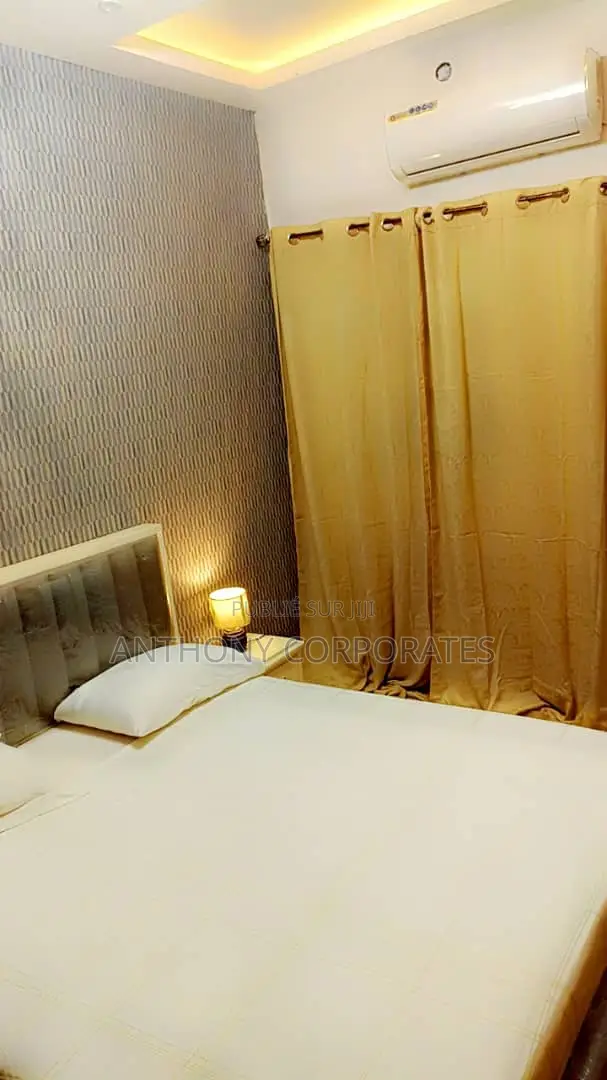 Appartement Meublé Studio À Angre CGK