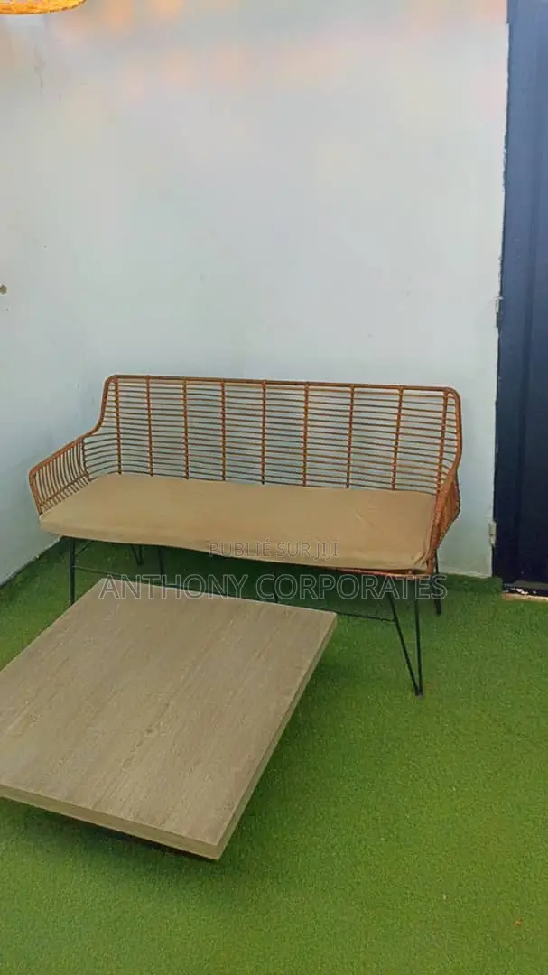 Appartement Meublé Studio À Angre CGK