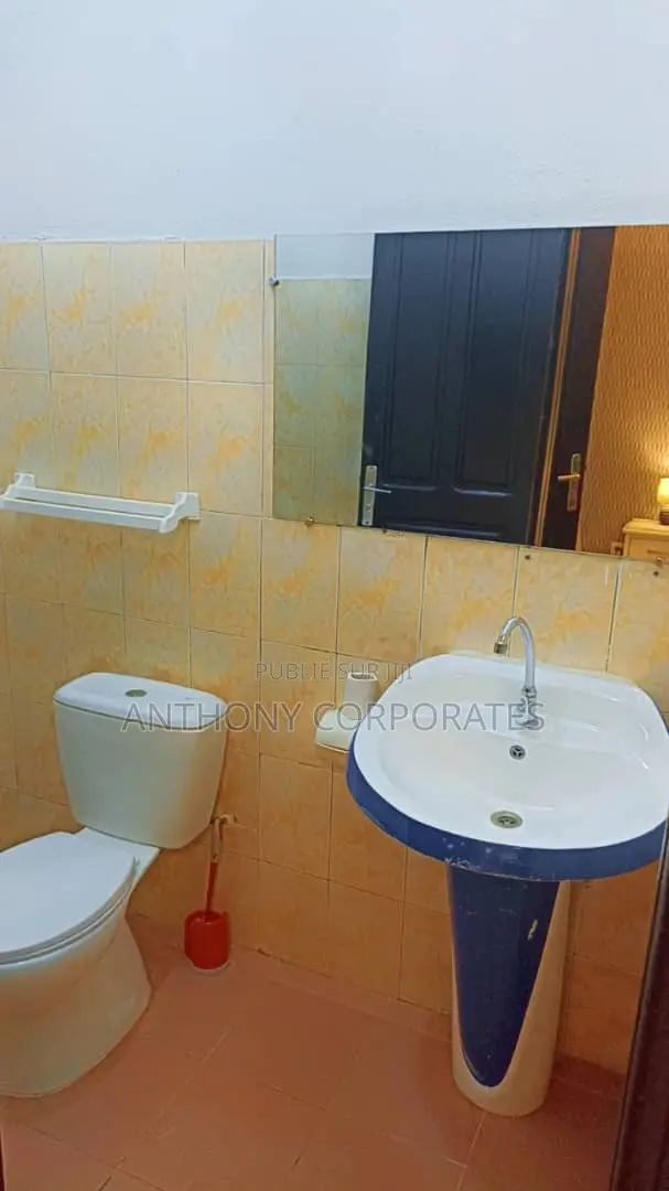 Appartement Meublé Studio À Angre CGK