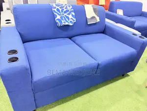 Photo - Canapé 2 Places + 1 Pouf