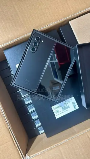 New Samsung Galaxy Z Fold 5 256 GB Autre
