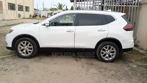 Nissan Rogue 2014 Blanc