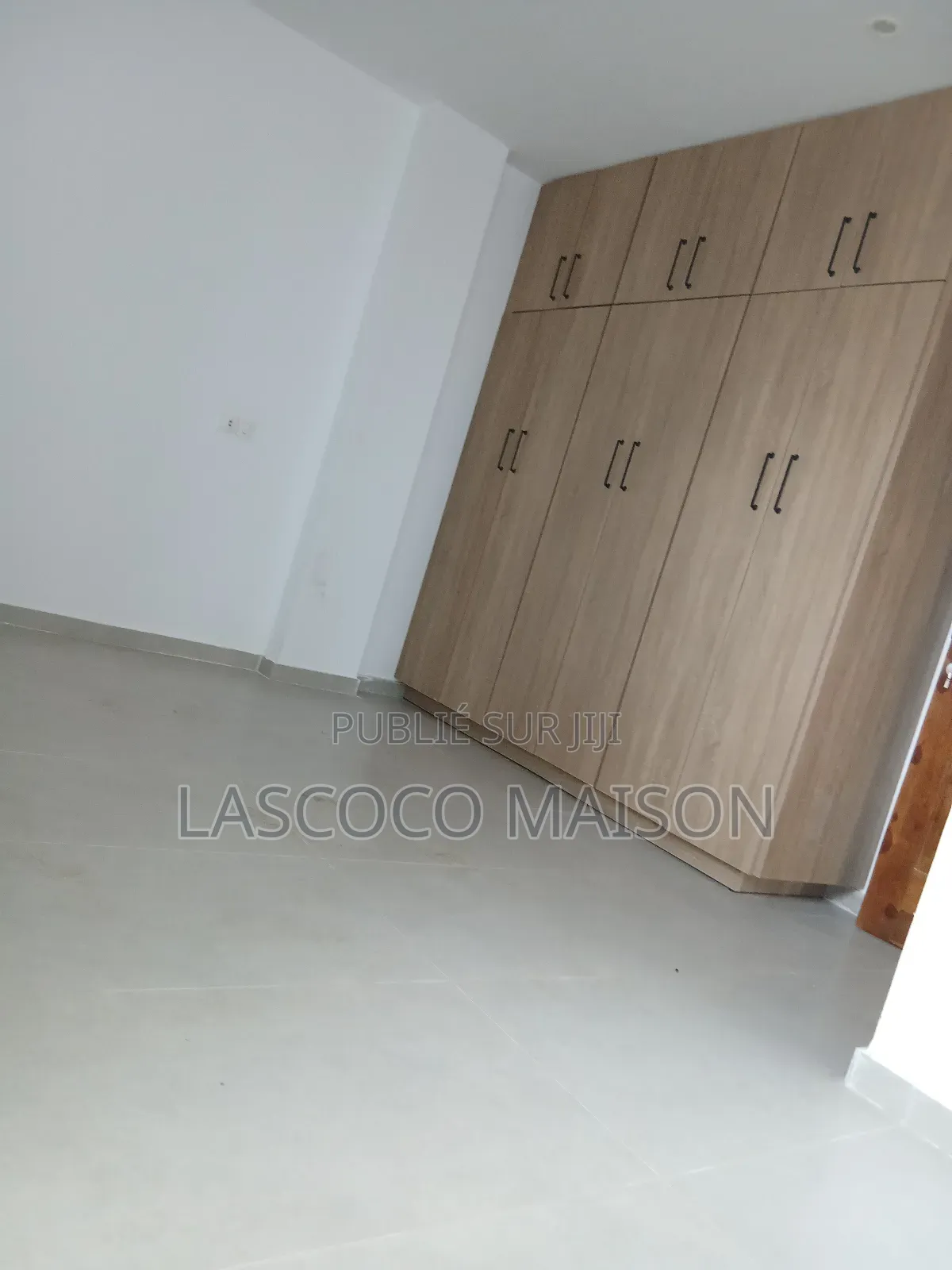 3chbre Appartement dans Lascoco Maison, Cocody à Louer